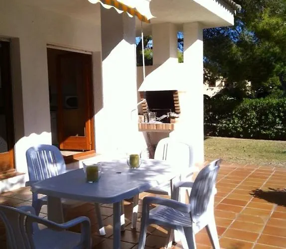 Villa Yate